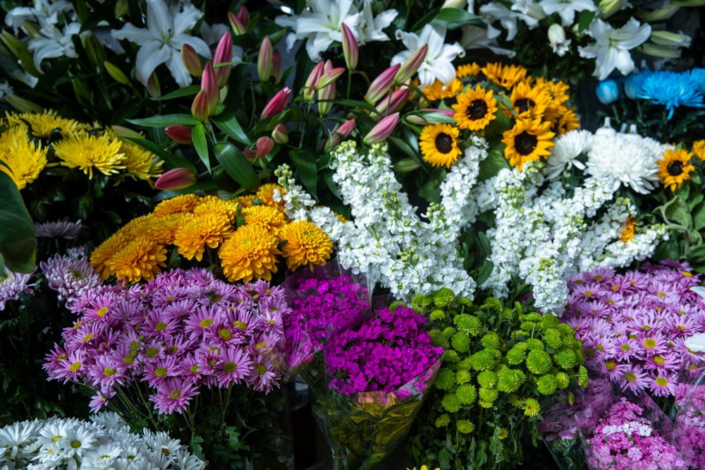 Çiçekçilerde Sevgililer Günü hazırlığı: Tek gülün fiyatı 150 lira - 5