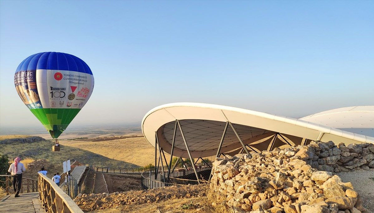 'Tarihin sıfır noktası' Göbeklitepe'de balon uçuşları başladı