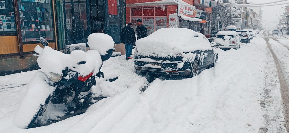 Birçok ilde eğitime kar nedeniyle bir gün ara verildi (Okullar bugün tatil mi?) - 22