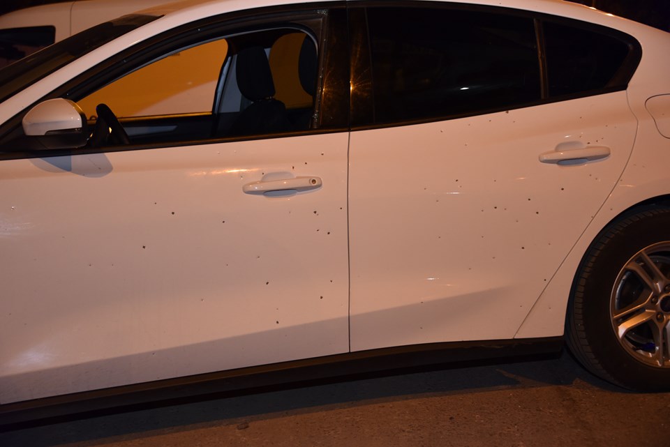 Şanlıurfa'da silahlı kavga: Yoldan geçen anne ile 2 çocuğu yaralandı - 2