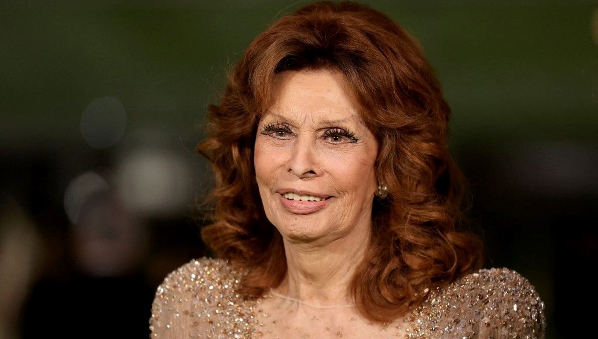 Sophia Loren hastaneye kaldırıldı Sophia Loren hastaneye kaldırıldı