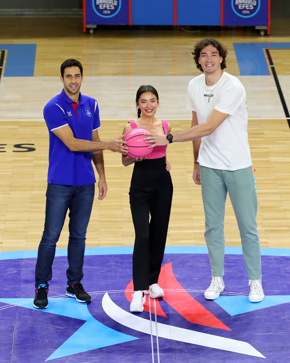 Neslihan Atagül Doğulu: Erken tanı hayat kurtarır (Pembe Top Sahada) - 2