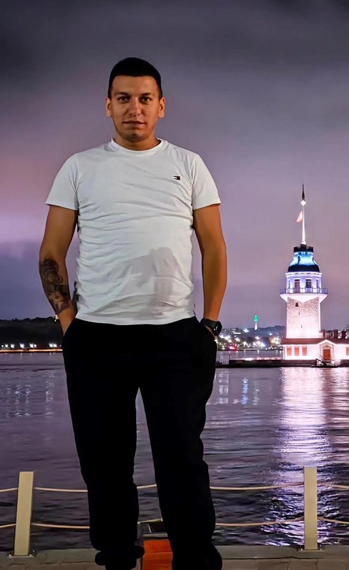 Servis şoförü Tolga Çelik Servis şoförü Tolga Çelik