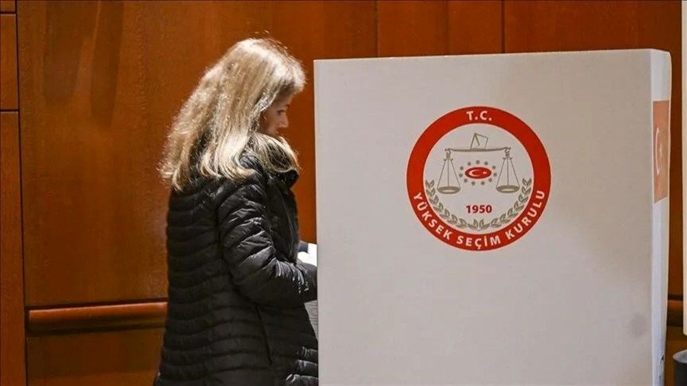 Türkiye sandık başında: Oy verme işlemi başladı - 3