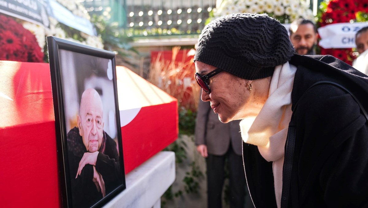 Usta yazar ve senarist Selim İleri son yolculuğuna uğurlandı: