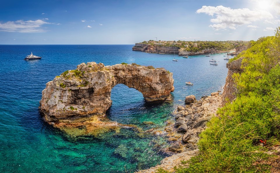 41 yaşındaki turist kayalıklardan düşerek öldü - 1
