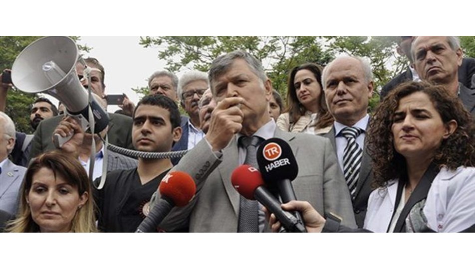 Cerrahpaşa’nın Dekanı Alaattin Duran görevden alındı