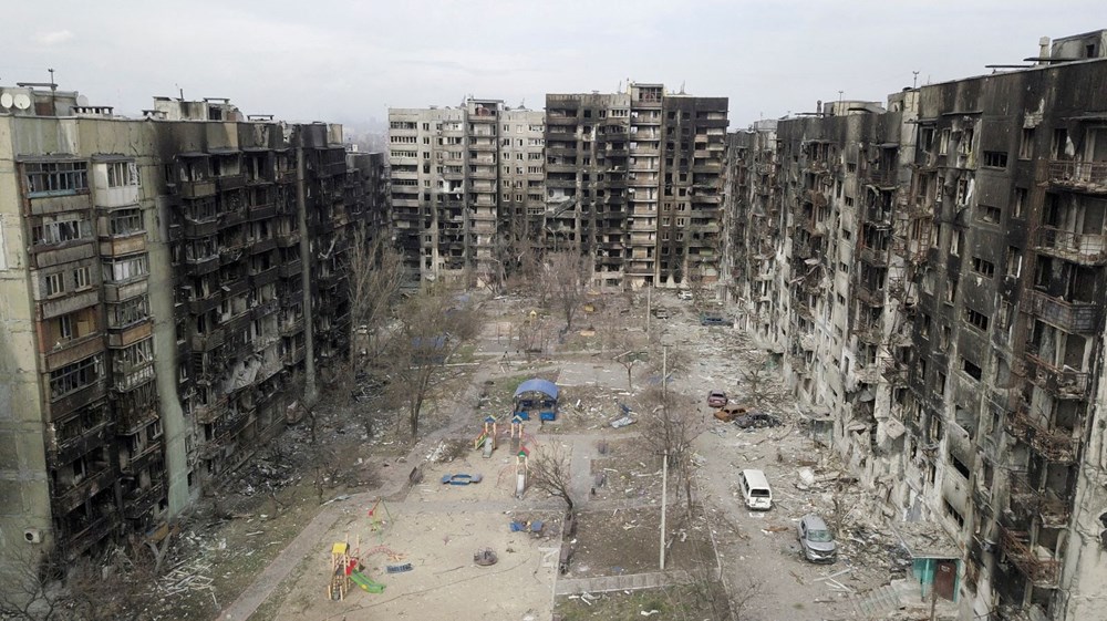 Drone görüntüleri Mariupol'ün cehenneme dönüştüğünü gösterdi: Şehrin yüzde 90'ından fazlası hasar gördü - 2