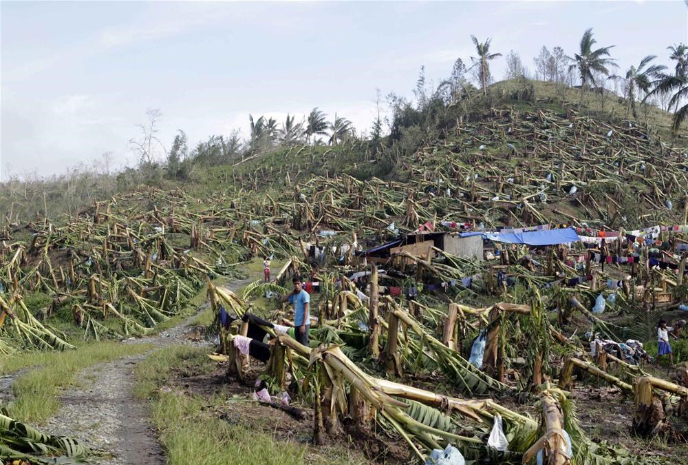 Какие из перечисленных островов страдают от тайфунов. Typhoon Bopha. Тайфуны около Индокитая. Национальный парк Батаан Филиппины. Тайфун в Африке.