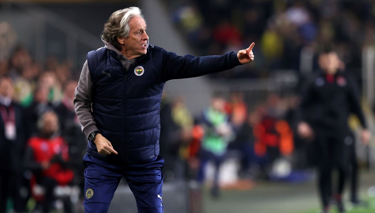 Jorge Jesus'tan transfer açıklaması