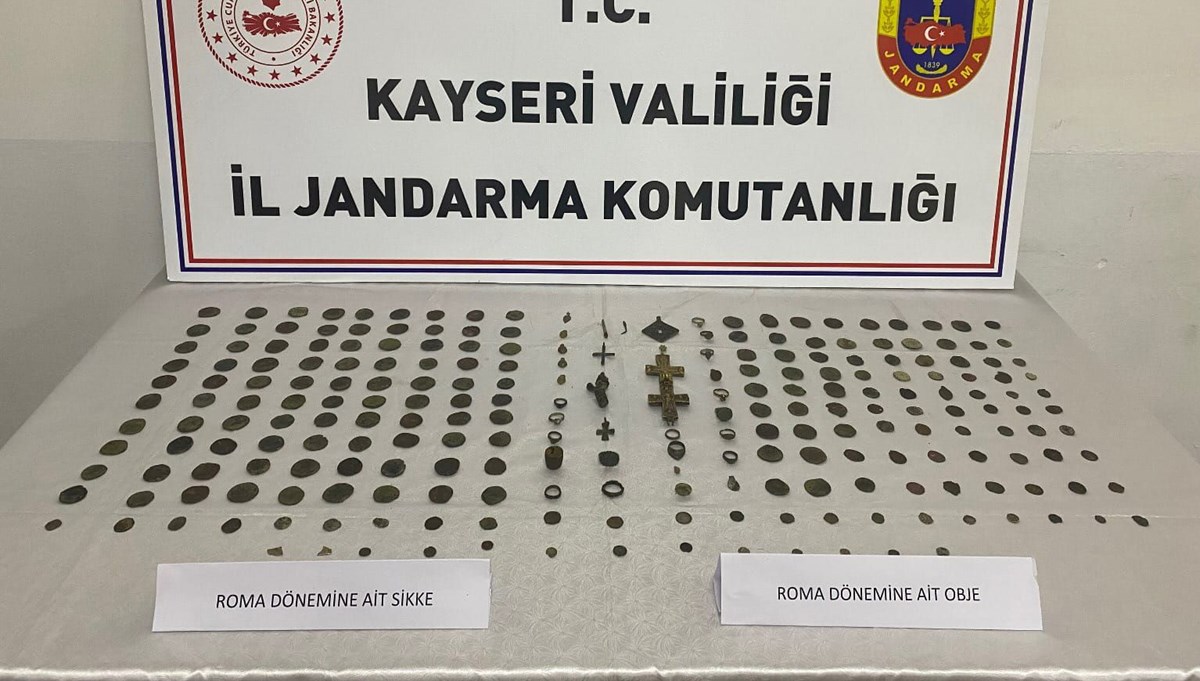 Kayseri'de tarihi eser kaçakçılığı operasyonu: 2 şüpheli yakalandı Kayseri'de tarihi eser kaçakçılığı operasyonu: 2 şüpheli yakalandı