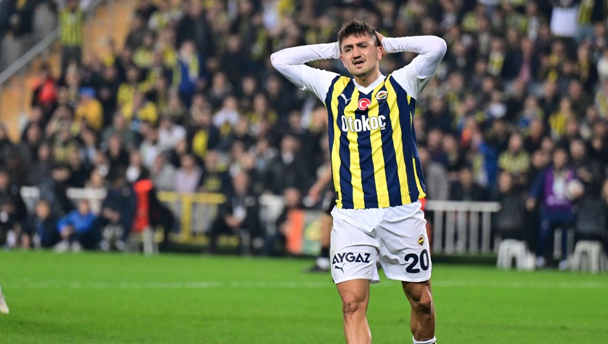 Fenerbahçe Alanyaspor engelini aşamadı: Zirve el değiştirdi Fenerbahçe Alanyaspor engelini aşamadı: Zirve el değiştirdi