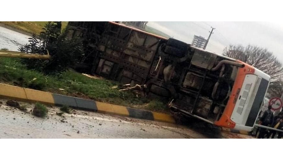 Gaziantep'te belediye otobüsü devrildi: 19 yaralı