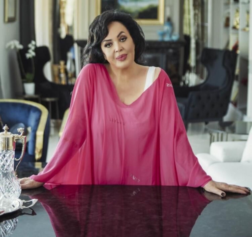 Corona g�nlerinde �nl�lerin ev halleri