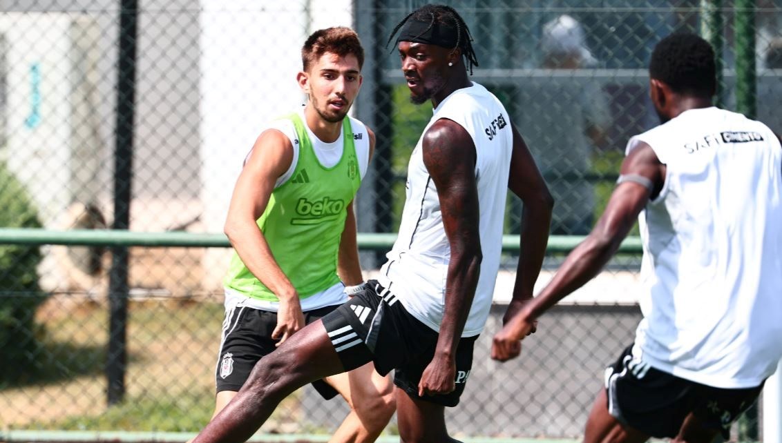 Beşiktaş'ta kamp kadrosunda sürpriz
