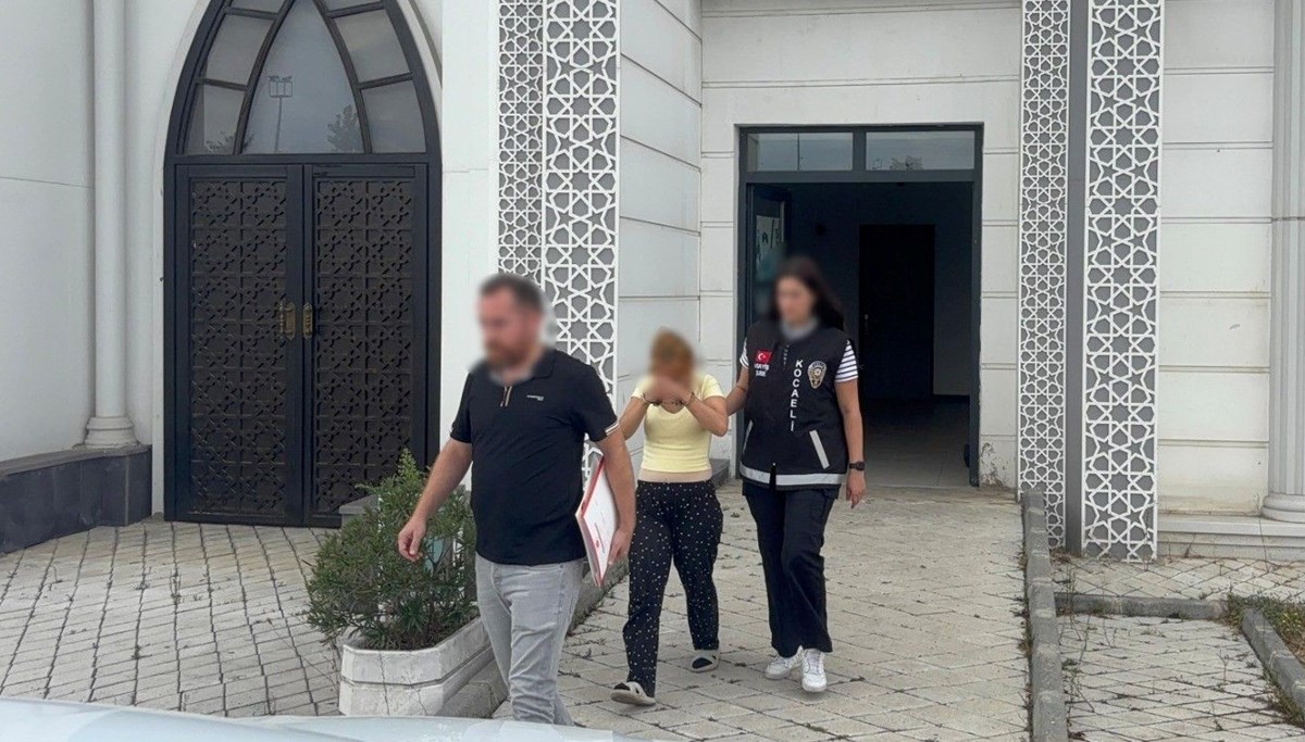 Ev soyan iki kişi tutuklandı