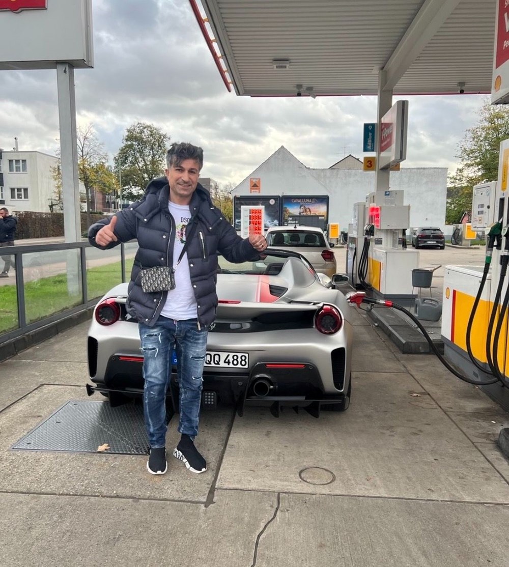 Ferrari'sini Satan Türk: Çapkınlık İddiaları Chico'nun Peşini Bırakmıyor! 73