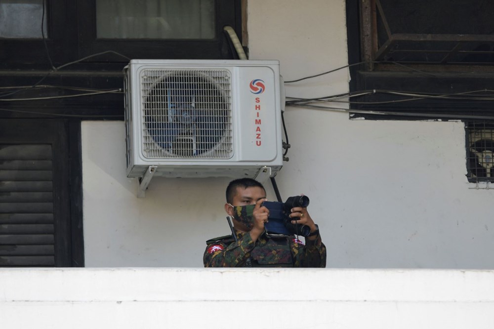 Askeri darbenin ardından Myanmar'da sular durulmuyor - 9