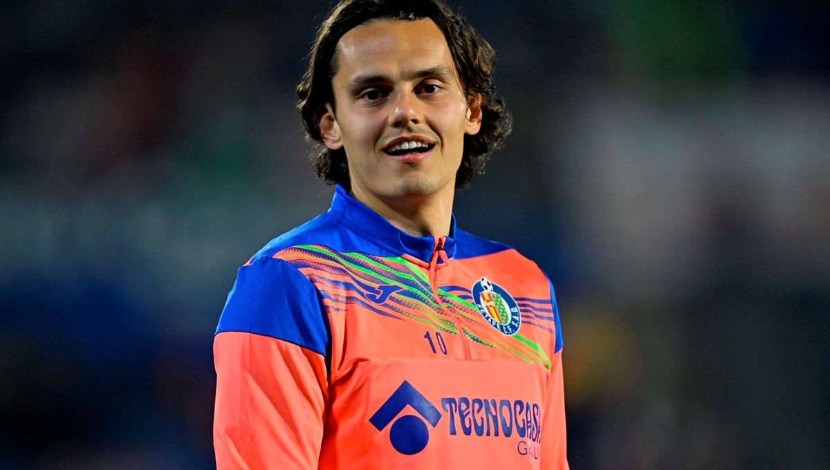 Milli futbolcu Enes Ünal Bournemouth'a gidiyor Milli futbolcu Enes Ünal Bournemouth'a gidiyor