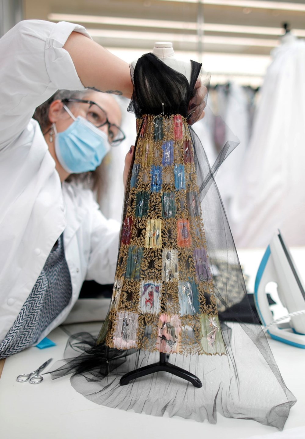 Dior'dan Dijital Moda Haftası için minyatür elbise tasarımları - 10