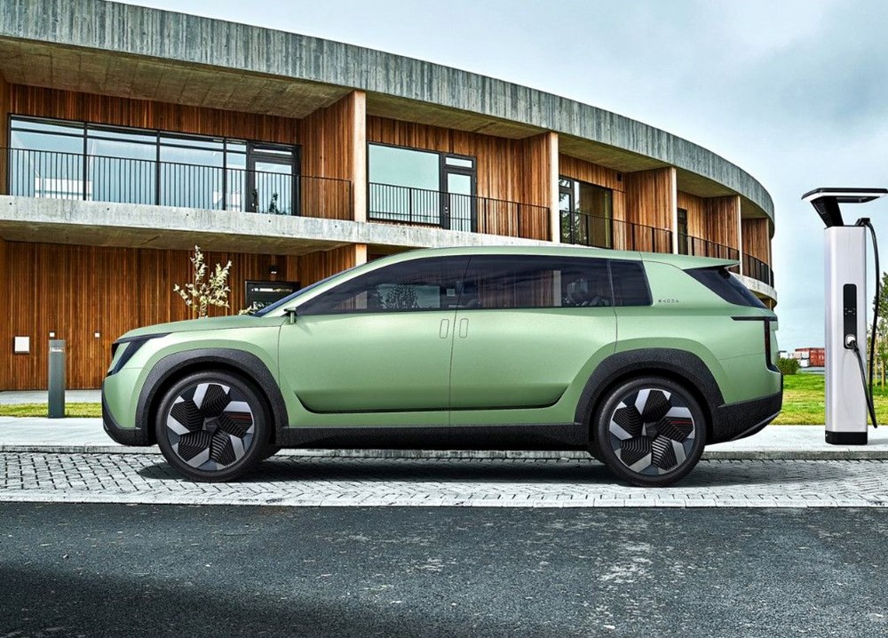 Skoda'dan yeni logo ve yeni elektrikli model: Vision 7S tanıtıldı - 7