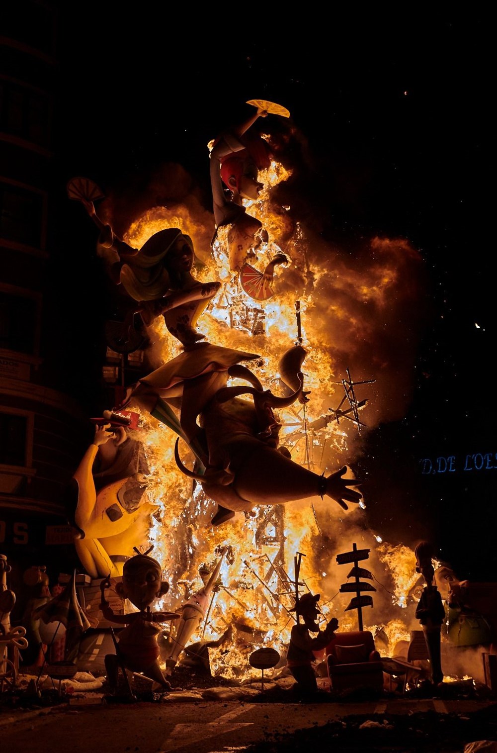 Avrupa'nın en ateşli festivali 'Las Fallas' - 9