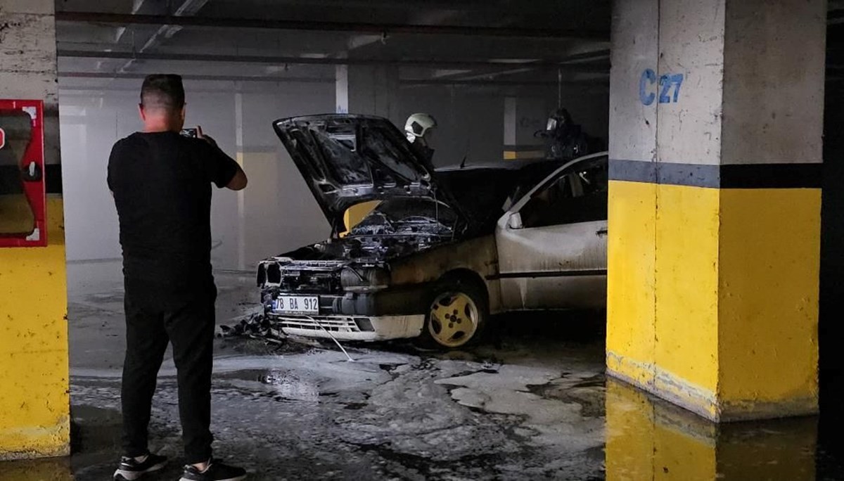 Karabük'te otoparkta yangın Karabük'te otoparkta yangın