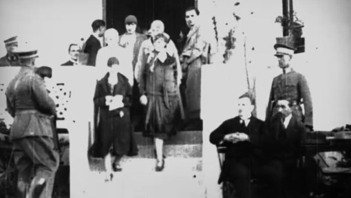 Cumhuriyet kadınına çağın ötesinde haklar