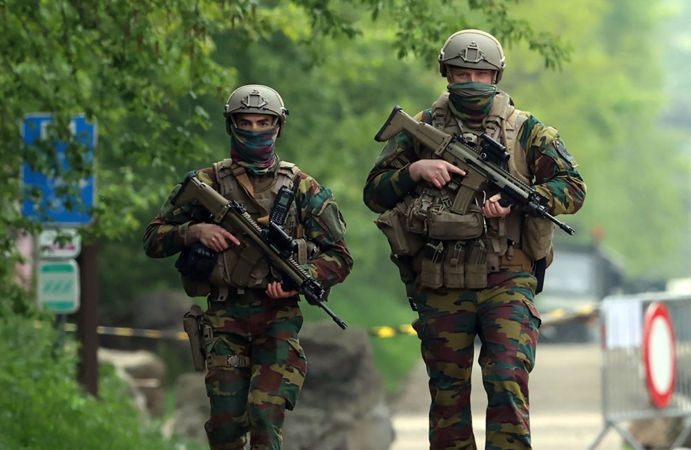 Belçika, kışladan ağır silahlar kaçıran aşırı sağ görüşlü askeri arıyor - 4