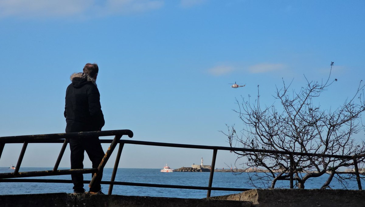 Zonguldak'ta batan geminin kayıp 11 mürettebatını arama çalışmaları sürüyor