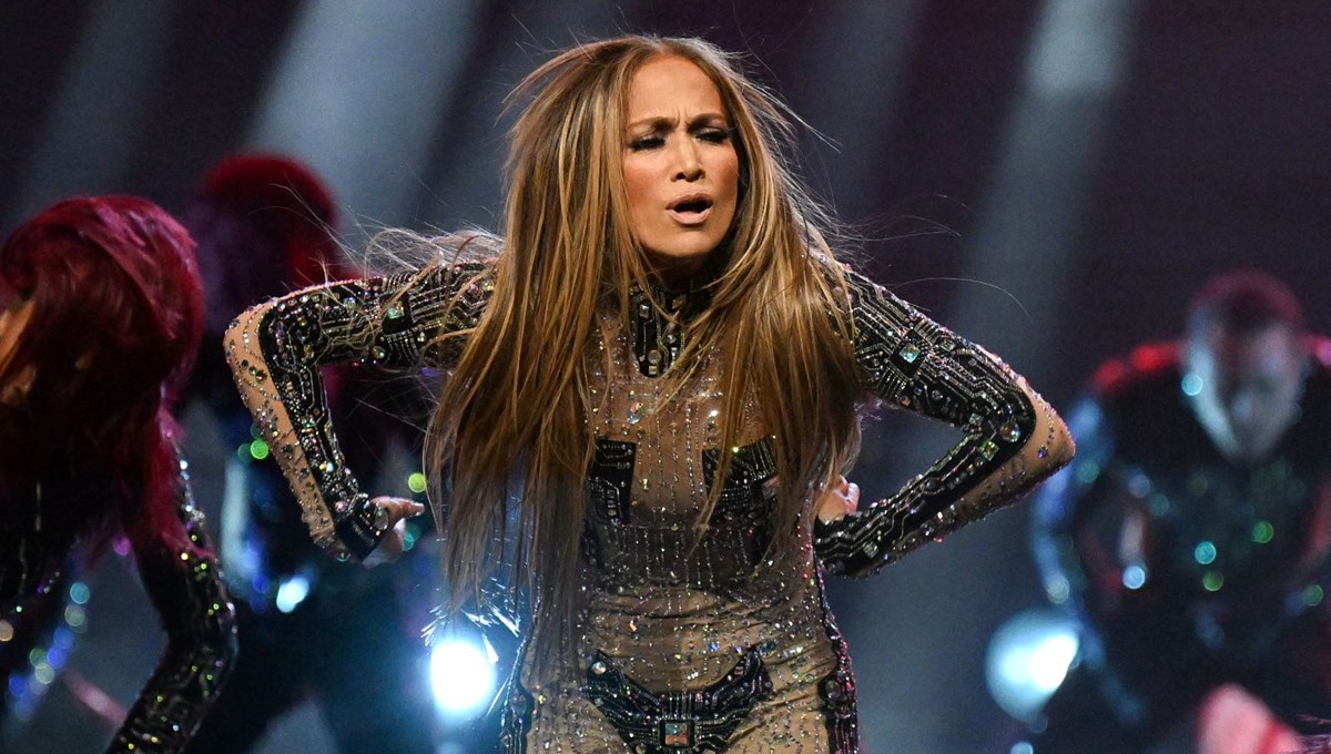 Jennifer Lopez konserleri başladı