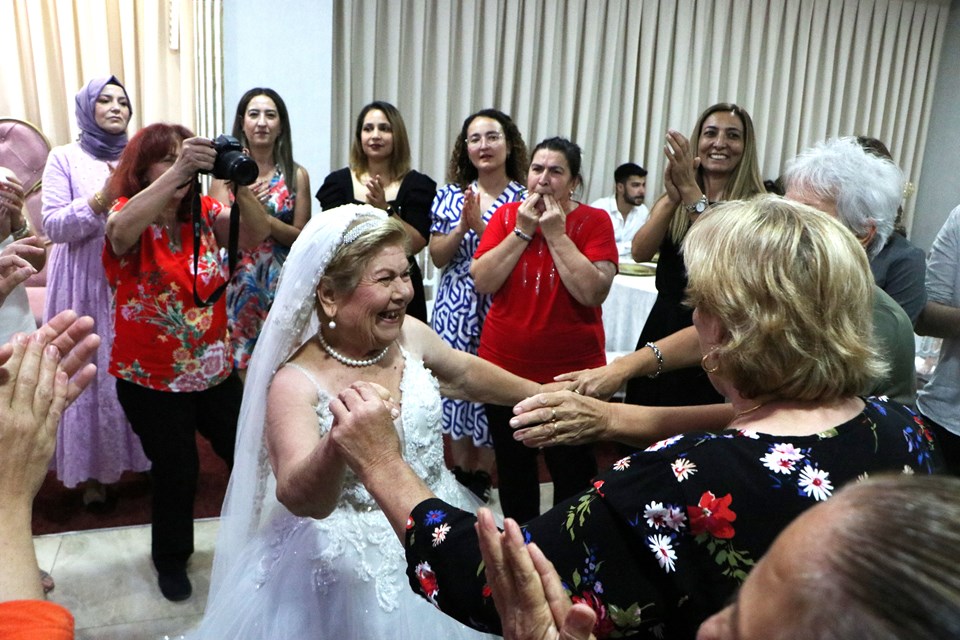Damatsız düğün yapmıştı! Ağaçlık alanda ölü bulundu - 1