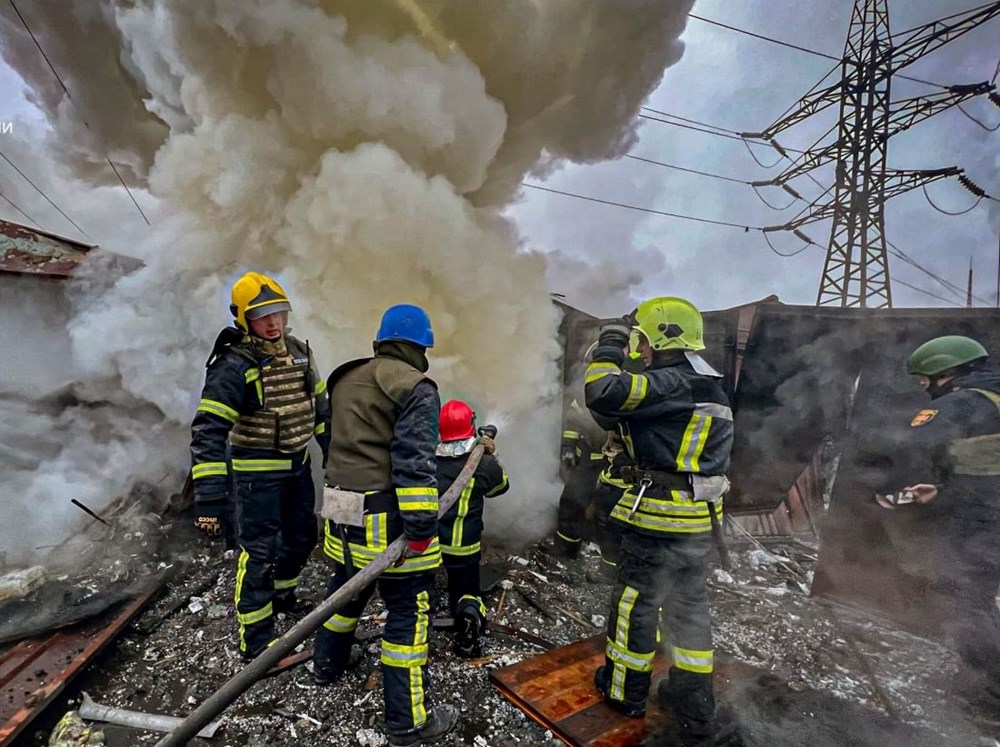 Rusya Kiev'i bir kez daha vurdu: 6 ölü, 36 yaralı - 4