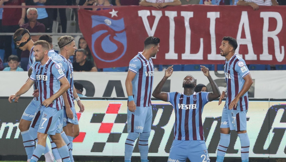 Süper Lig, Trabzonspor - Bitexen Antalyaspor maçıyla başladı Süper Lig, Trabzonspor - Bitexen Antalyaspor maçıyla başladı