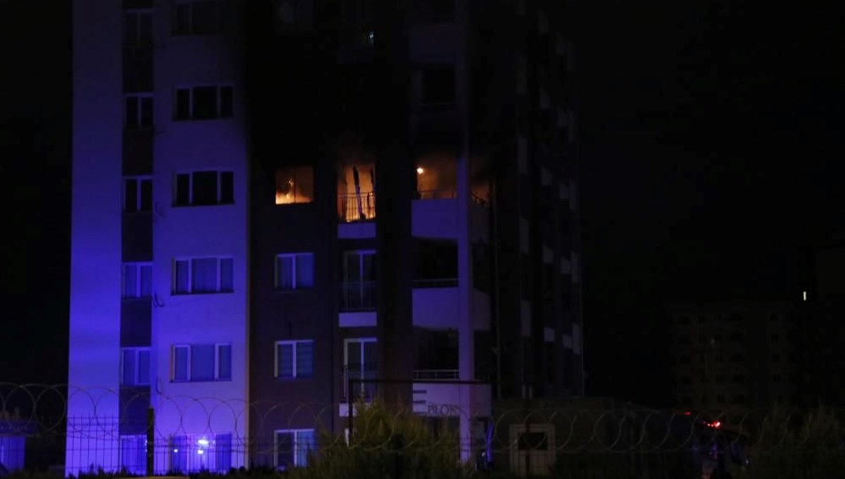 Adana'da apartman yangını