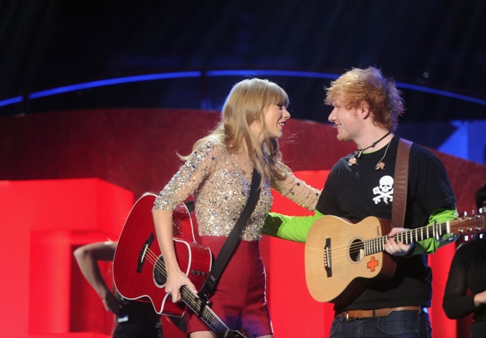 Ed Sheeran: Taylor Swift'i bir mekana götürdüm, kimse tanımadı - 1
