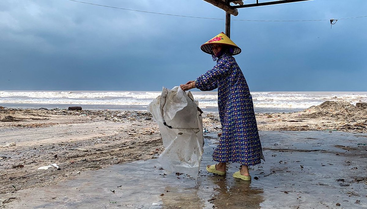 Bualoi Vietnam'da: 1 ölü, 12 kayıp