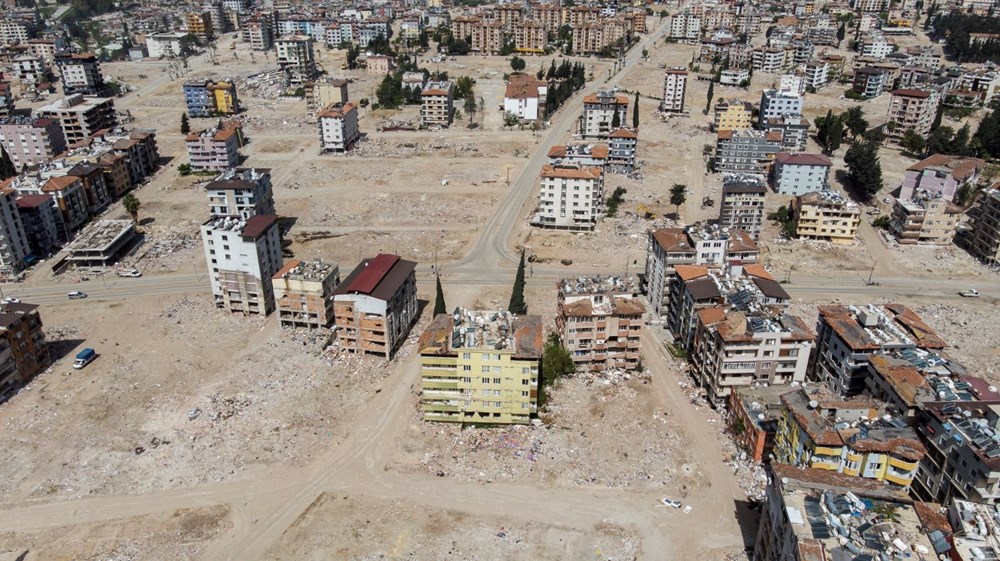 Hatay'da binalar yerini meydanlara bıraktı - 16