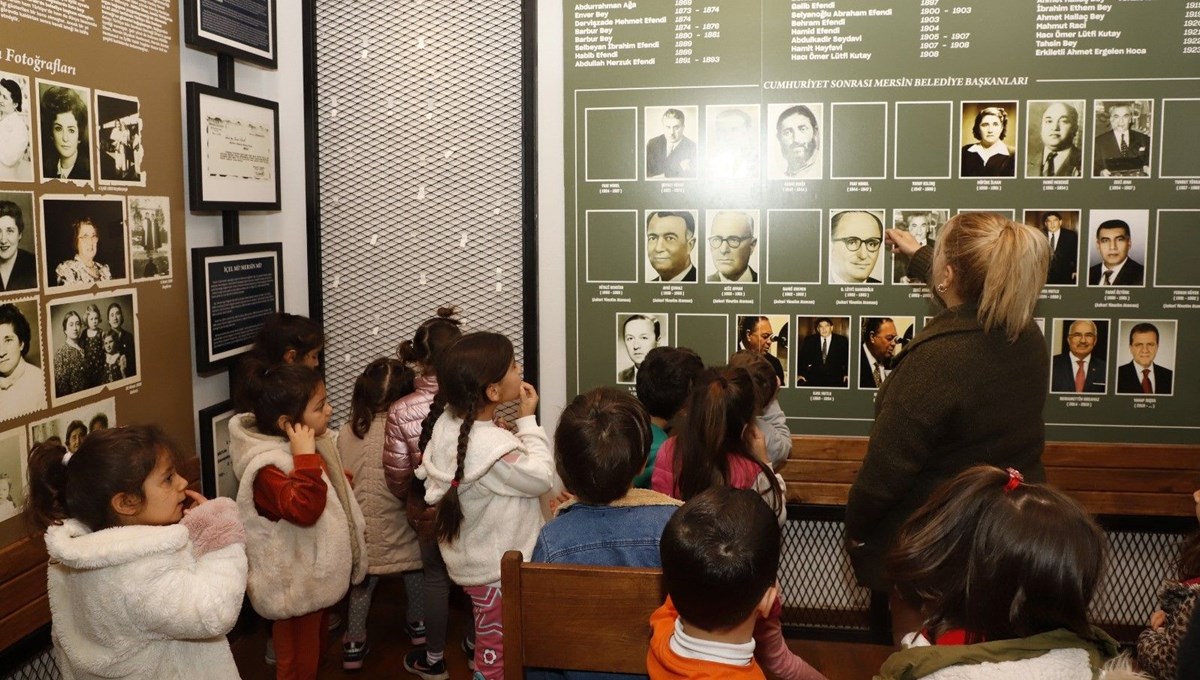 İz Bırakanlar Müzesi minik ziyaretçilerini ağırladı İz Bırakanlar Müzesi minik ziyaretçilerini ağırladı