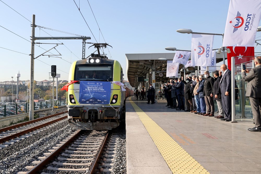 Türkiye'den Çin'e gidecek ilk ihracat treni İstanbul'dan uğurlandı - 13