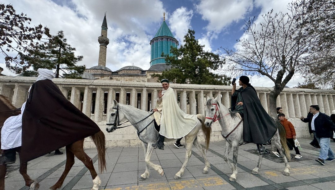 İspanya'dan at sırtında kutsal topraklara yolculuk: Konya'da mola verdiler