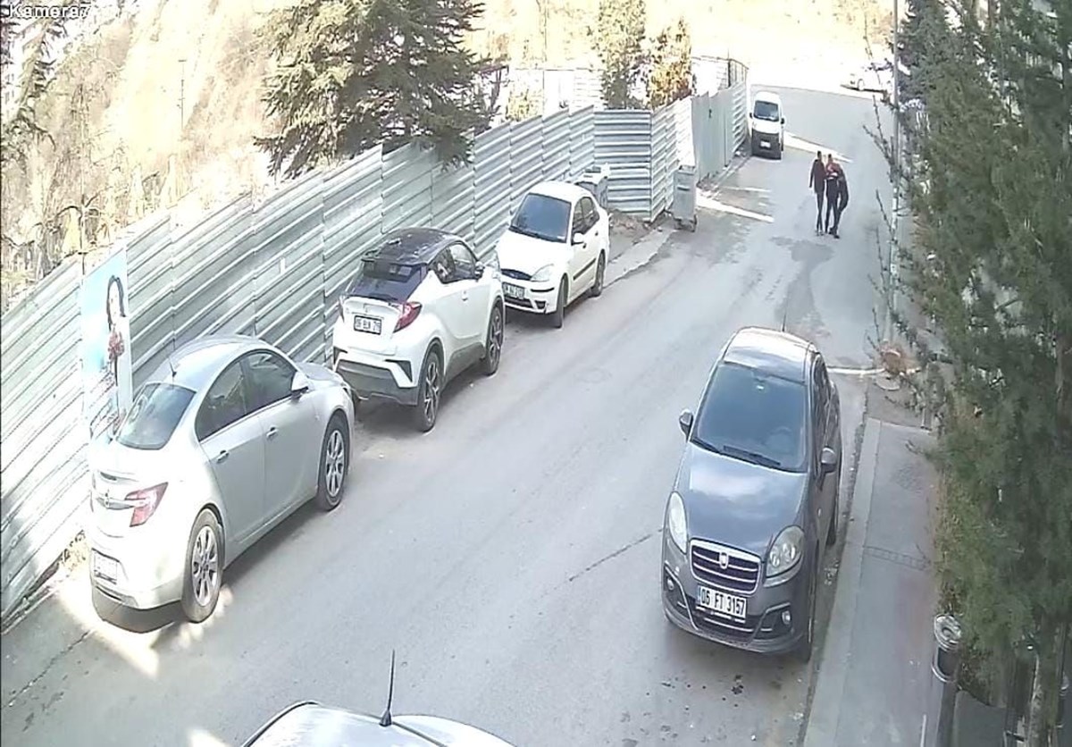 PztEuuSfJ0-6zuICUZuWhg.jpg