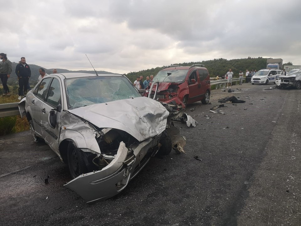 Beykoz'da feci kaza: 1 ölü, 2 yaralı - 1