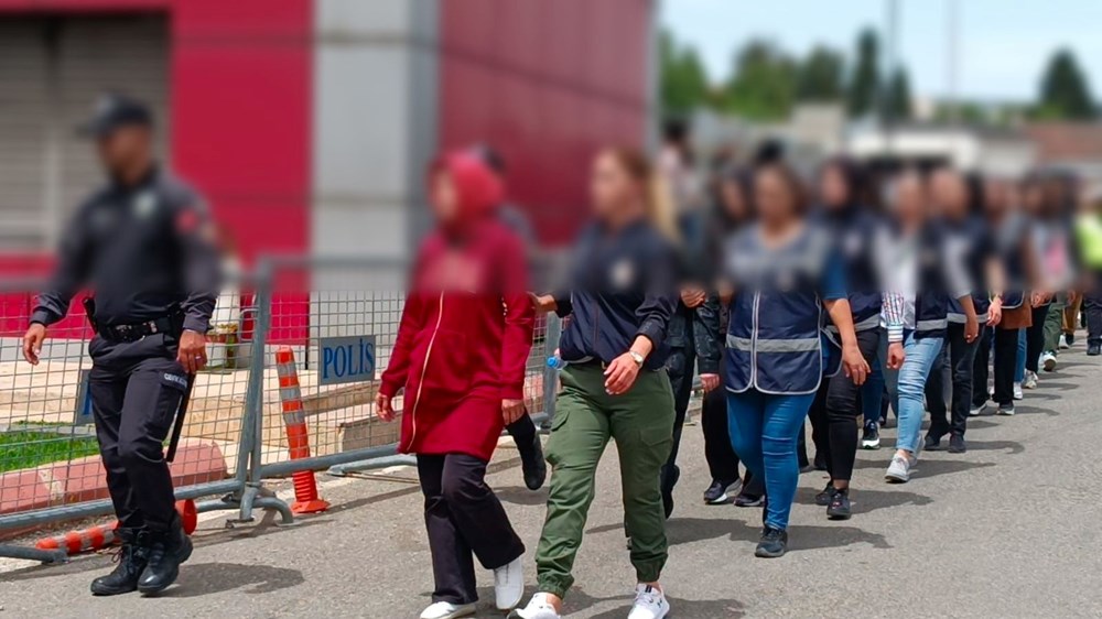 FETÖ operasyonundan yeni ayrıntılar! Telefon konuşmalarında kodlar dikkat çekti... Adım adım takip - 3