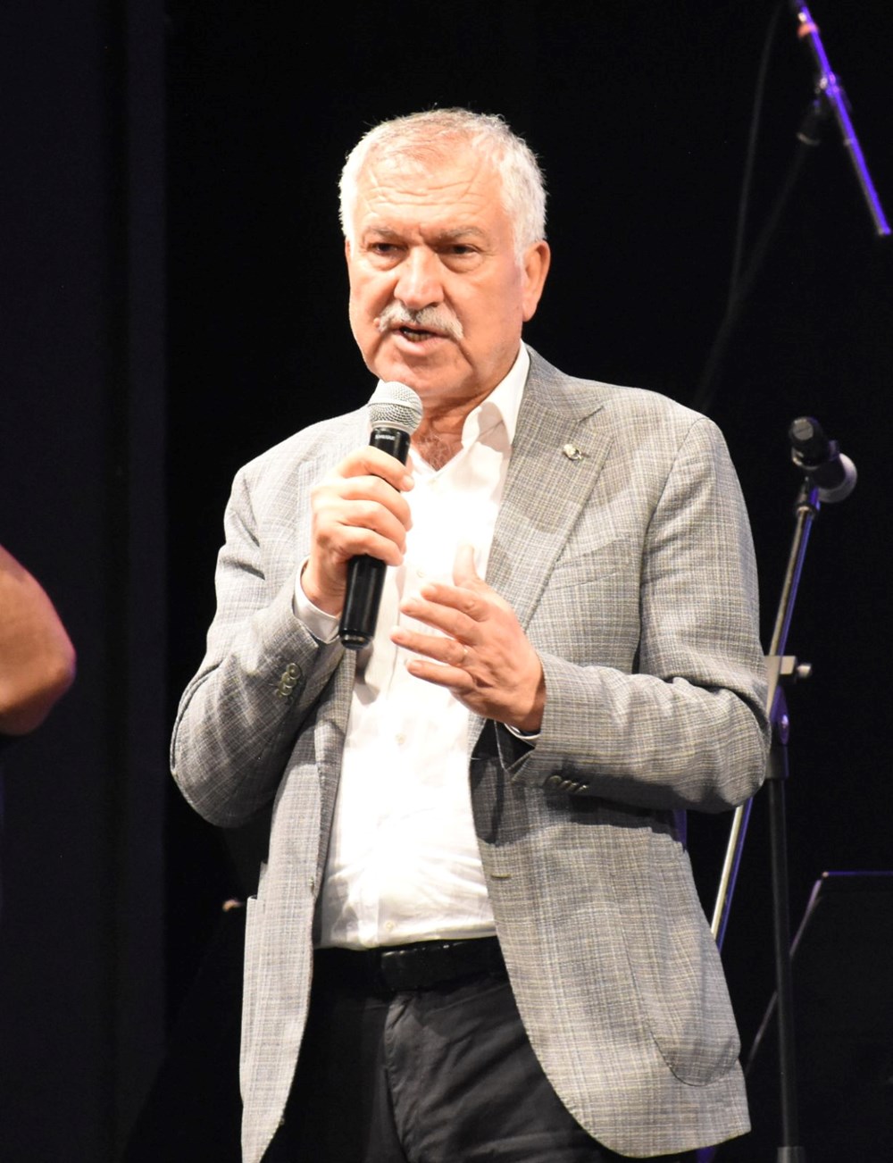 30. Uluslararası Adana Altın Koza Film Festivali'nde Onur Ödülleri verildi - 4