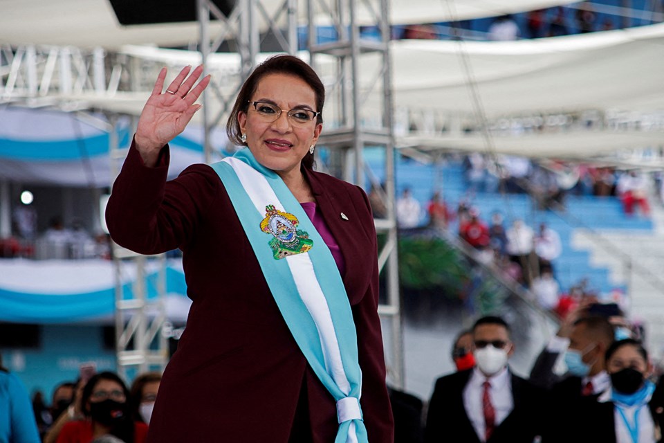 Honduras'ın ilk kadın Devlet Başkanı Xiomara Castro yemin etti - 1