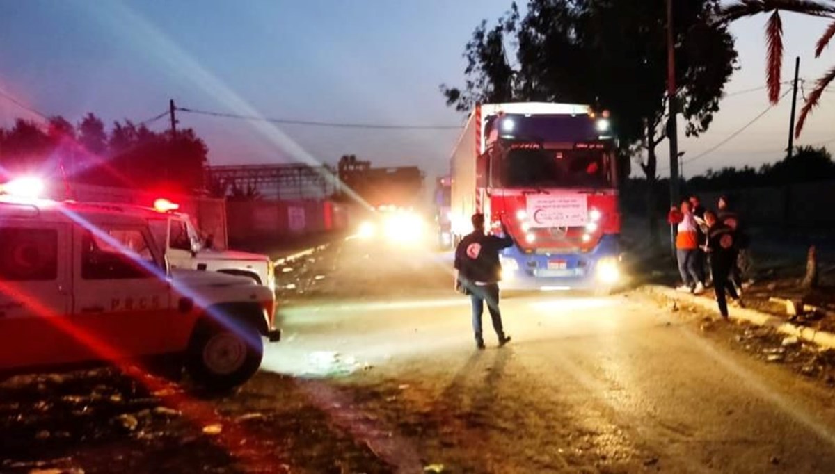 Gazze'nin kuzeyine 100 yardım TIR'ı ulaştı