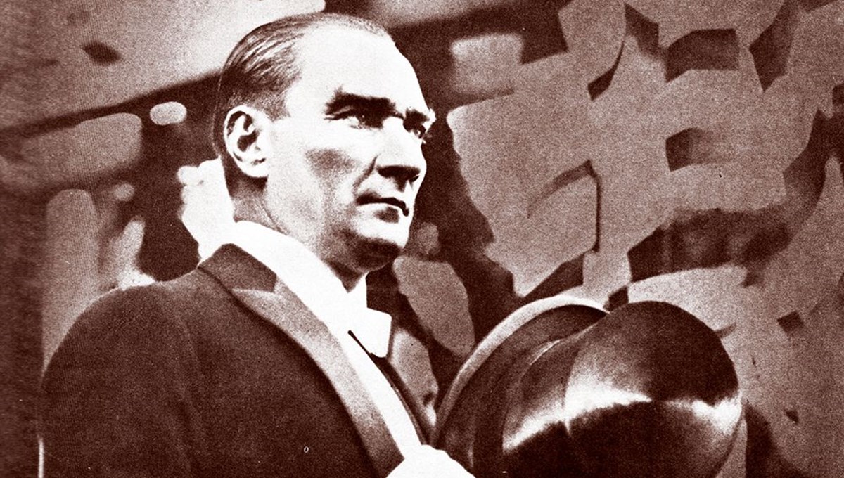 Mustafa Kemal Atatürk'ün ebediyete intikalinin 84. yılı (10 Kasım 1938)