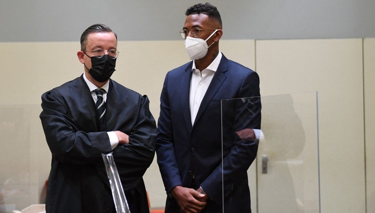 Yıldız futbolcu Jerome Boateng'e kız arkadaşına şiddetten ceza