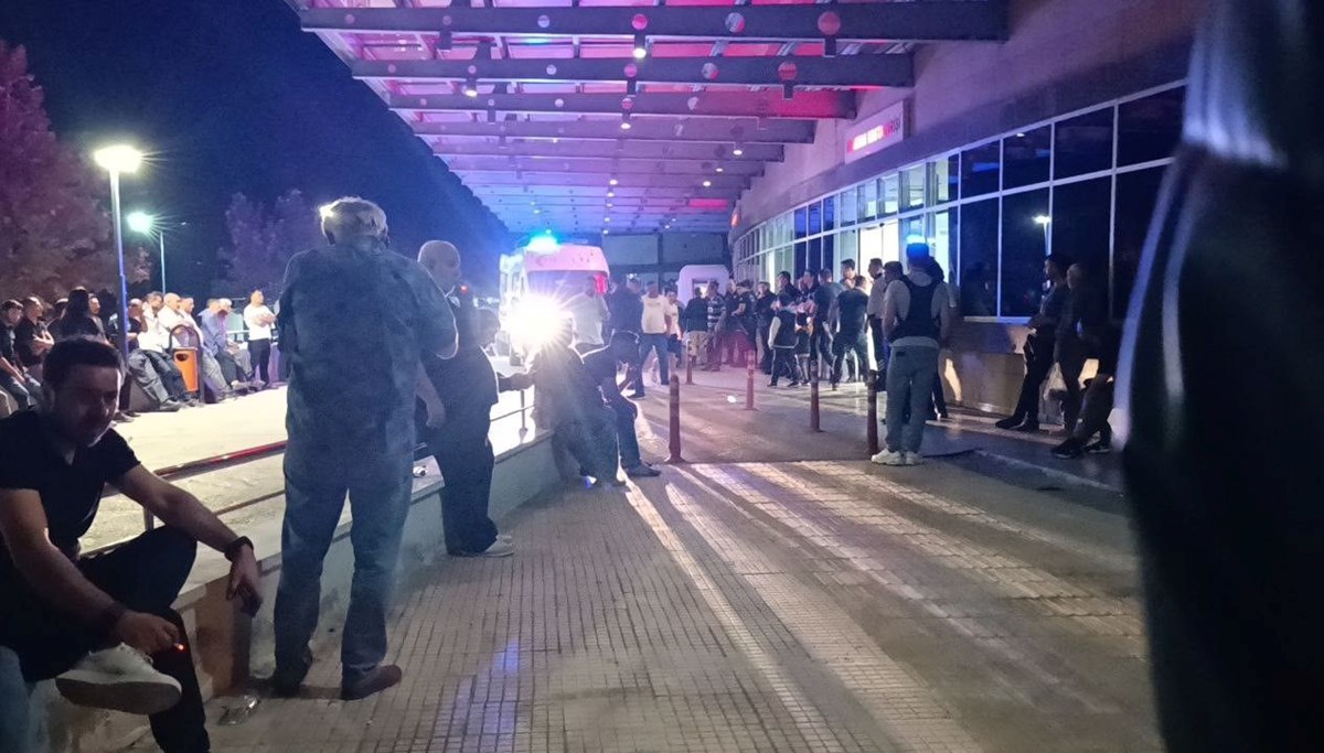 Çorum'da 2 grup arasında silahlı kavga: 1 ölü, 1 yaralı Çorum'da 2 grup arasında silahlı kavga: 1 ölü, 1 yaralı